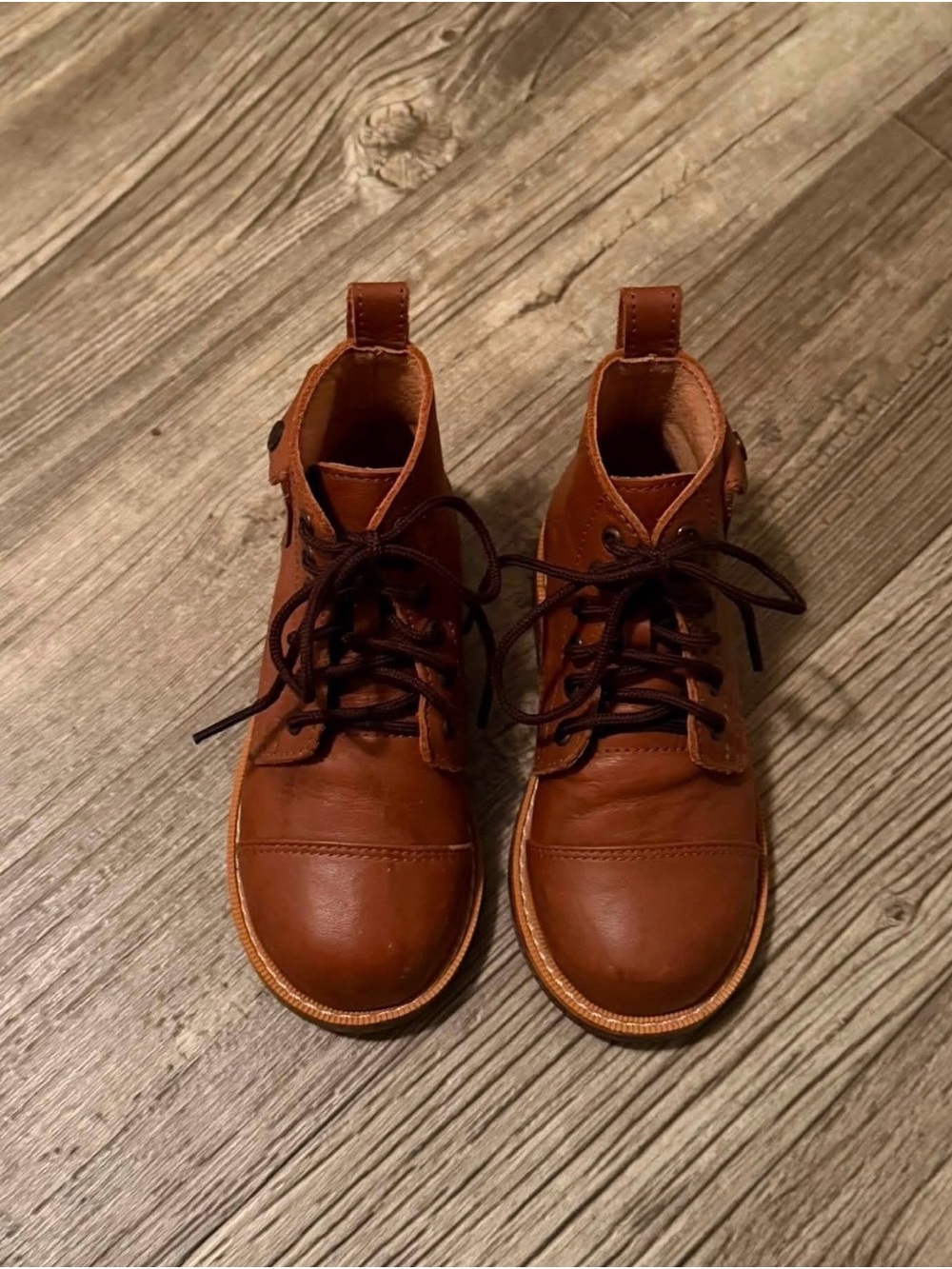 Mikoleon Heirloom boots